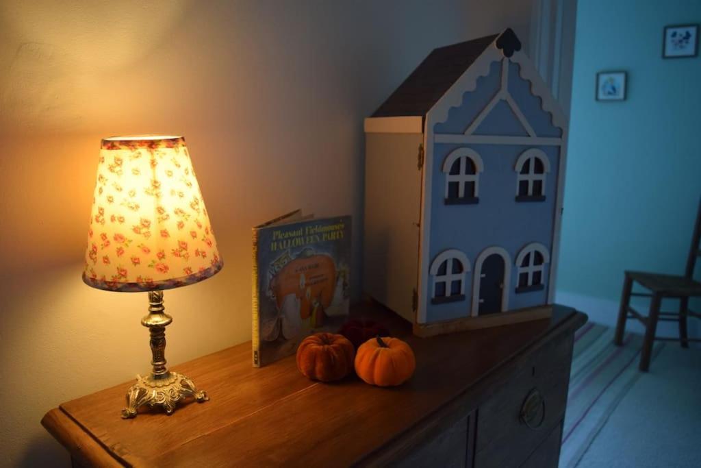 אקסמינסטר Cedra Cottage - Vintage Country Hideaway מראה חיצוני תמונה