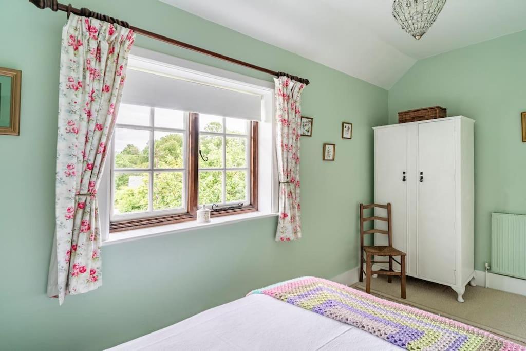 אקסמינסטר Cedra Cottage - Vintage Country Hideaway מראה חיצוני תמונה
